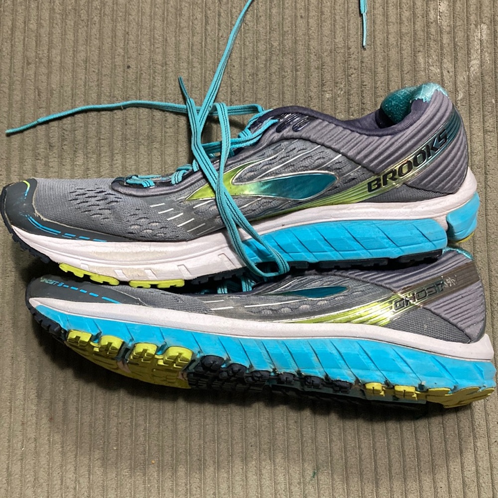 Men’s Brooks Ghost shoes